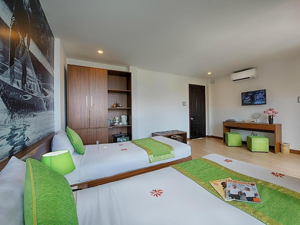 Vinh Hung 2 City Hotel Hoi An Exterior foto