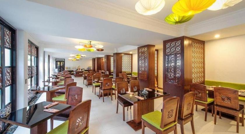 Vinh Hung 2 City Hotel Hoi An Exterior foto