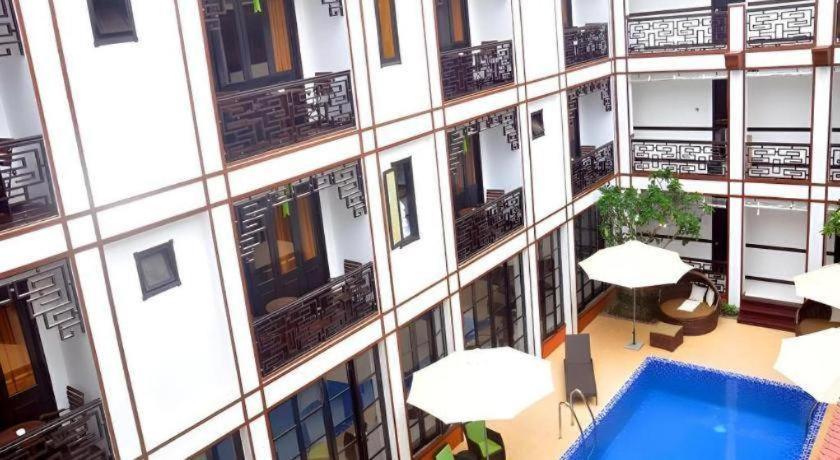Vinh Hung 2 City Hotel Hoi An Exterior foto
